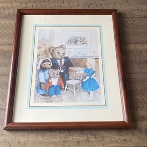 Old Bear photograph in dark oak picture Fram